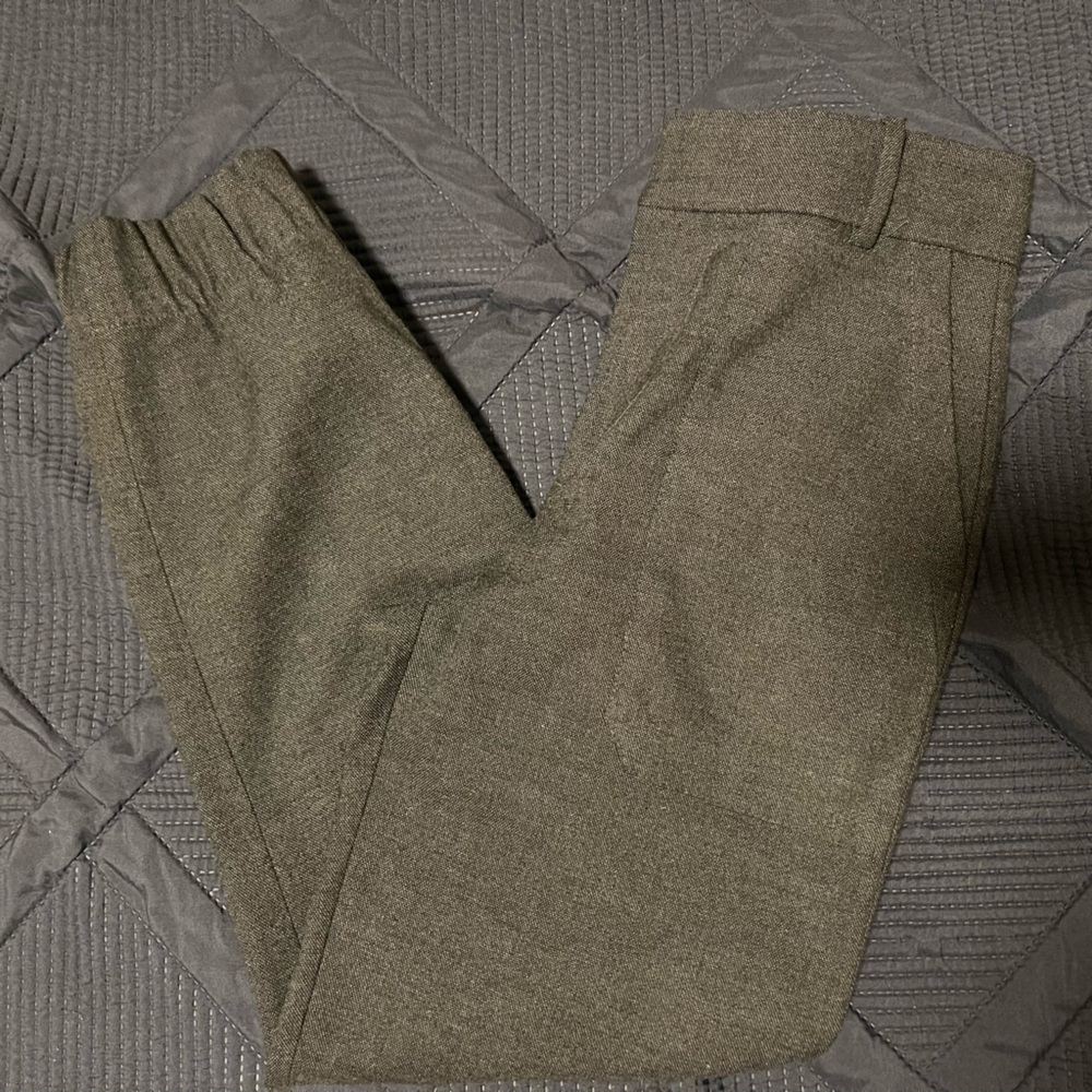 Zara Green Chinos Relaxed Fit